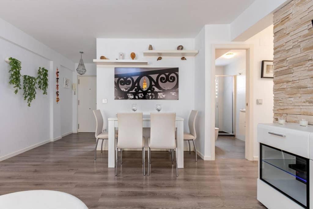 Triana Maestro Deluxe By Valcambre Lägenhet Sevilla Exteriör bild